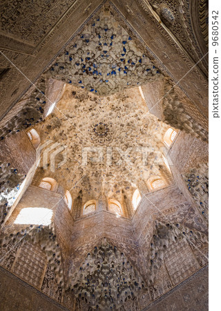 Spanish World Heritage Alhambra Palace between Avenuserahes Spanish World Heritage Alhambra Palace between Avenuserahes 9680542