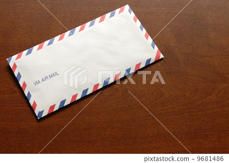 Airmail  9681486