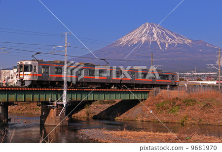 Mt. Utsugawa and Mt. Fuji Mt. Utsugawa and Mt. Fuji 9681970