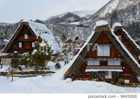 Settlements in the western Shirakawa-go Settlements in the western Shirakawa-go 9685088