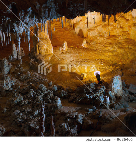 Stalactite stalagmite cavern Stalactite stalagmite cavern 9686405