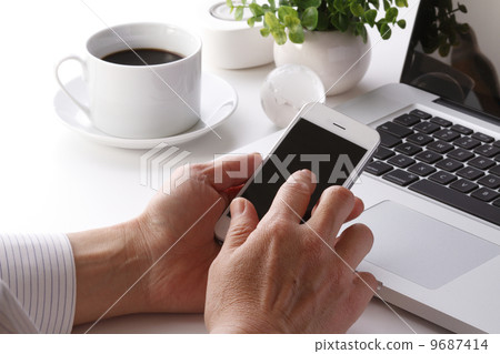 手用智能手機 9687414