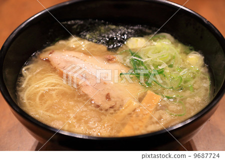 美味的Tonkotsu拉麵 美味的Tonkotsu拉麵 9687724