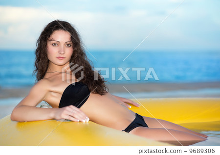 Young charming lady Young charming lady 9689306