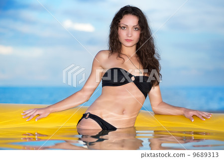 Young sexy lady Young sexy lady 9689313