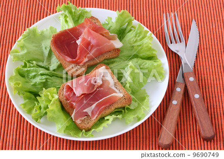 toast with prosciutto toast with prosciutto 9690749