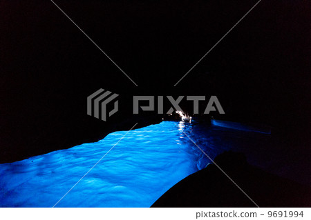 Blue Grotto 9691994