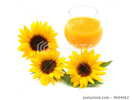 Orange juice and sunflower 9694062
