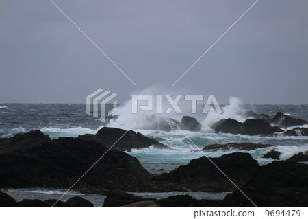 Wave spray 9694479