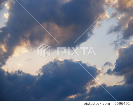 Beautiful clouds in the sky Beautiful clouds in the sky 9696491