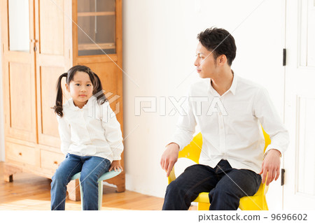 爸爸和女兒 爸爸和女兒 9696602
