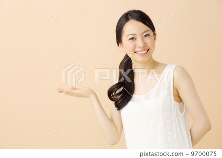 Women · beige Women · beige 9700075