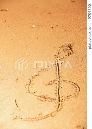 Violin key treble clef drawn in sand 9704590