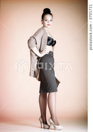 Sexy woman wearing black bra look glance 9705731