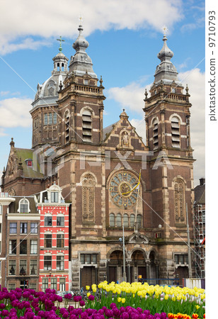fasade of Church of St Nicholas,  Amsterdam 9710793