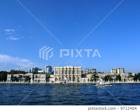 Dolmabahce Palace 9712404