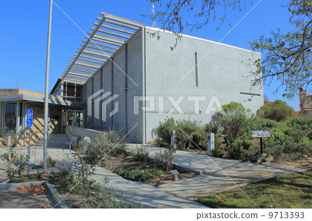 Madrona Marsh Science Center 9713393