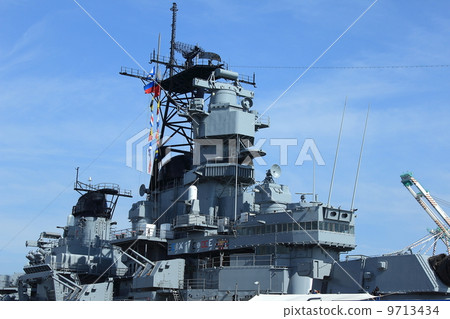 Battleship Iowa 9713434