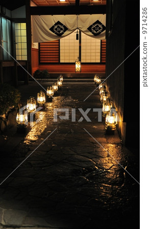 法令燈籠 9714286