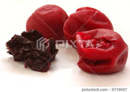 Umeboshi plum southern red maum shiso purple white background Umeboshi plum southern red maum shiso purple white background 9719097
