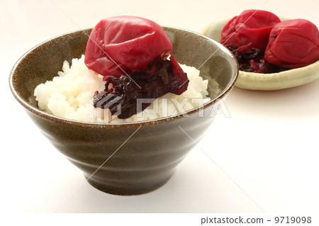 Umeboshi plum southern red plum rice rice rice white background 9719098