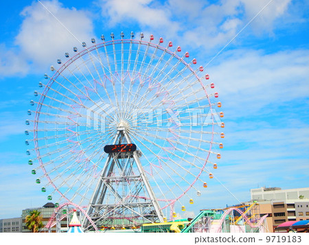 Ferris wheel  9719183