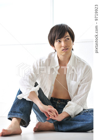 Men's beauty Men's beauty 9719923