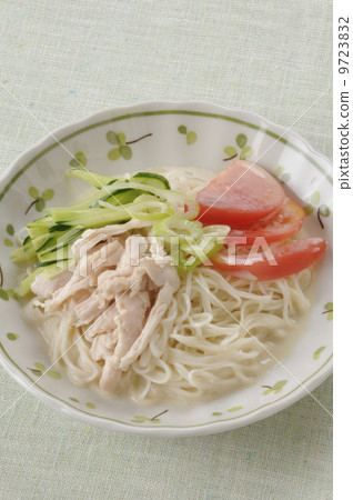 豆漿和芝麻麵條 9723832