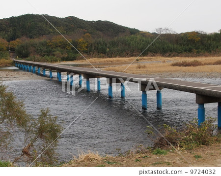 四萬十川的定居橋(薩達的定居橋) 四萬十川的定居橋(薩達的定居橋) 9724032