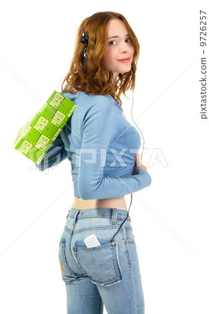 Shopping girl 9726257