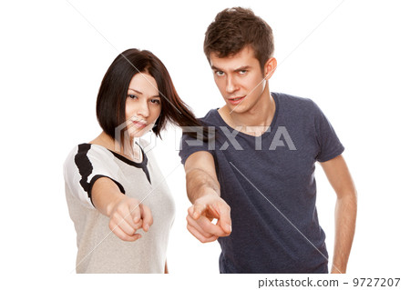 Young beautiful couple 9727207