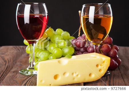 Wine and grapes Wine and grapes 9727666