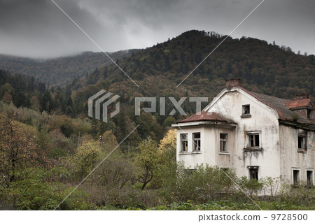 Gloomy house in the woods 9728500