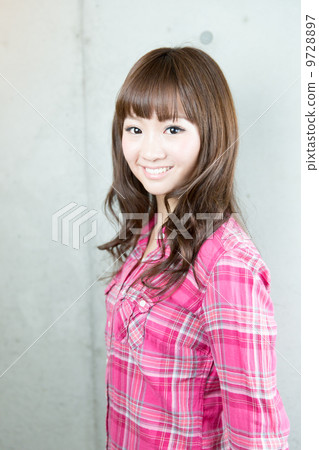 年輕的女士 9728897