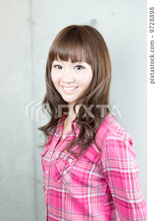 年輕的女士 9728898