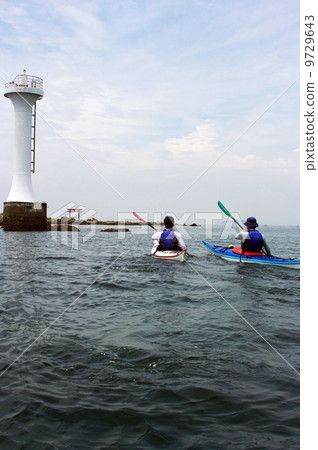 Sea kayak and Morito coastal scenery 9729643