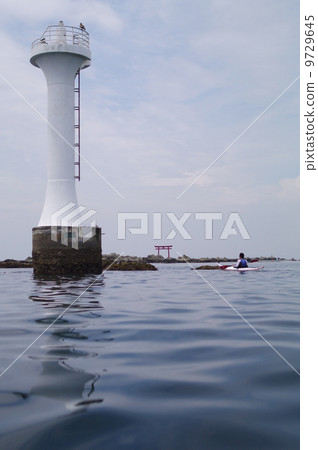 Sea kayak and Morito coastal scenery Sea kayak and Morito coastal scenery 9729645