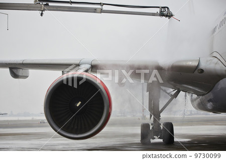 Winter at the airport 9730099