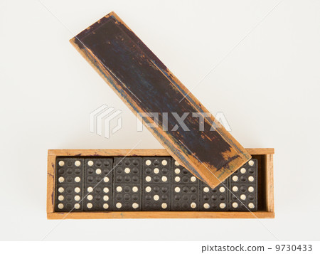 Very old domino in wooden box 9730433