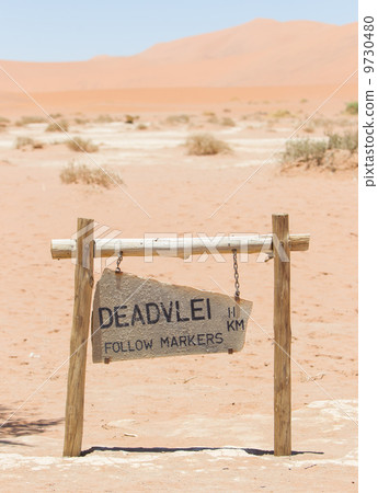 Sign of the Deadvlei (Sossusvlei), the famous red dunes of Namib 9730480