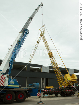 Collapsed mobile tower crane (Holland) 9731117