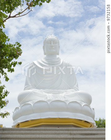 Buddha, landmark on Nha Trang, Vietnam Buddha, landmark on Nha Trang, Vietnam 9732158