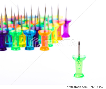 Set of colorful push pins Set of colorful push pins 9733452