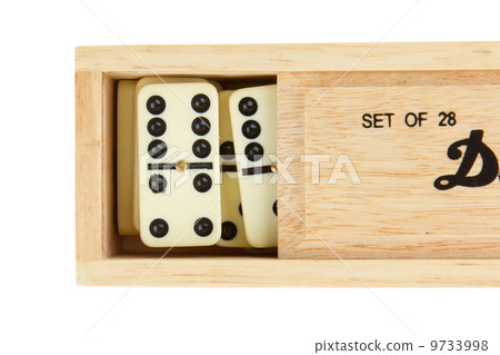Domino in wooden box Domino in wooden box 9733998