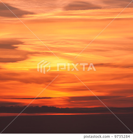 Dramatic fire sunset Dramatic fire sunset 9735284