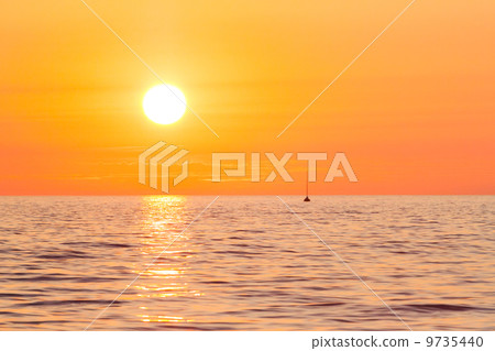 Sea sunset with yacht 9735440