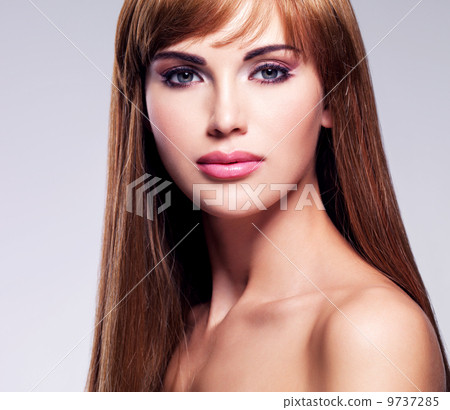 Beautiful sexy woman with long hair Beautiful sexy woman with long hair 9737285