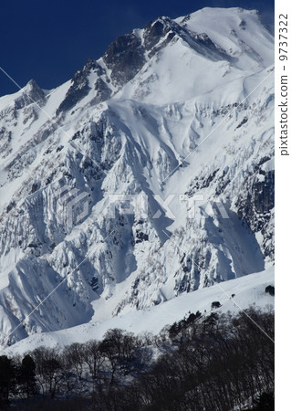 Winter's Northern Alps Goryukudake 9737322