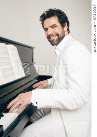 man with piano man with piano 9739557