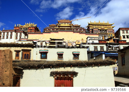 Song Shahrin of Chinese Shangri-La Songzahlin Monastery in Shangril La 9739566